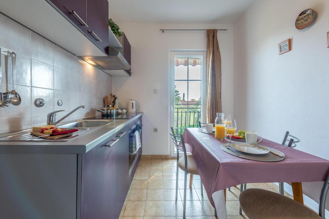 Apartments Navalia Novalja Kültér fotó